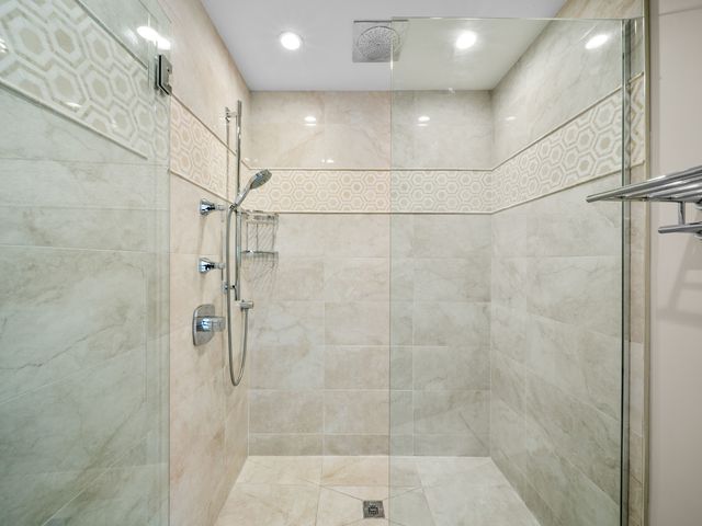 1437 Sunset Ridge Road, Glenview, IL 60025