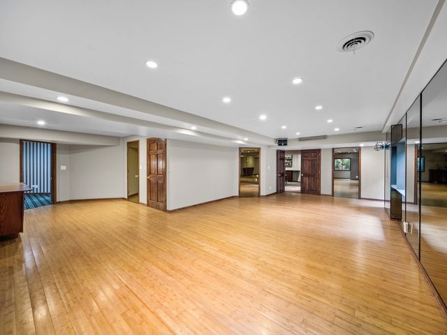 1437 Sunset Ridge Road, Glenview, IL 60025