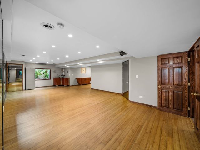 1437 Sunset Ridge Road, Glenview, IL 60025