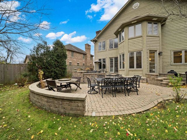 1437 Sunset Ridge Road, Glenview, IL 60025