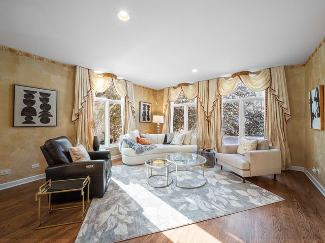 1437 Sunset Ridge Road, Glenview, IL 60025