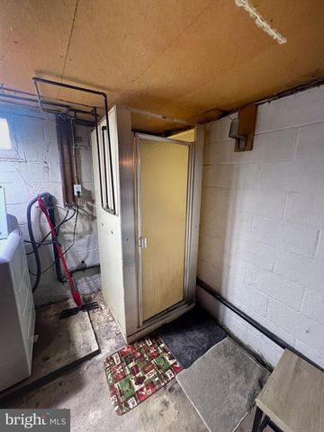 186 W RAILROAD ST, Reedsville, PA 17084