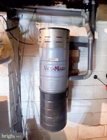 186 W RAILROAD ST, Reedsville, PA 17084