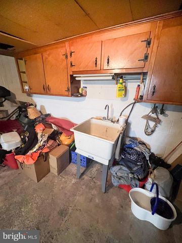 186 W RAILROAD ST, Reedsville, PA 17084