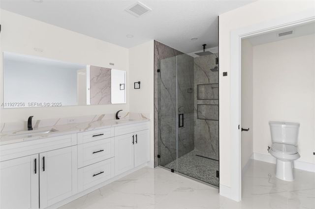 3419 16th ST SW, Lehigh Acres, FL 33976