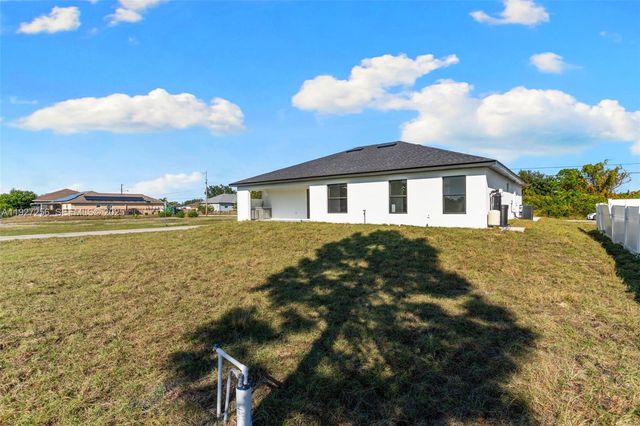 3419 16th ST SW, Lehigh Acres, FL 33976