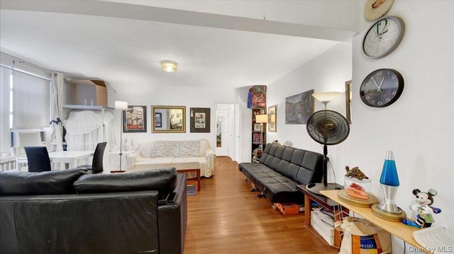5644 Netherland Avenue 4B, Bronx, NY 10471