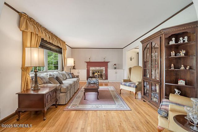 49 Ravine Road, Red Bank, NJ 07701