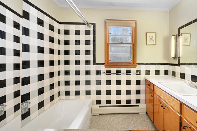 78 Circle Street, Williamstown, VT 05679