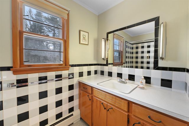 78 Circle Street, Williamstown, VT 05679