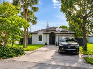901 NW 1st Ave, Fort Lauderdale, FL 33311