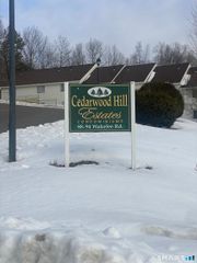 88 Wakelee Road APT 25, Waterbury, CT 06705