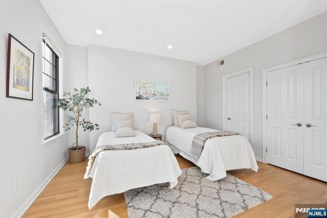 944 Bloomfield Street, Hoboken, NJ 07030