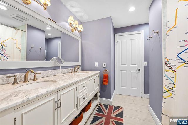 944 Bloomfield Street, Hoboken, NJ 07030