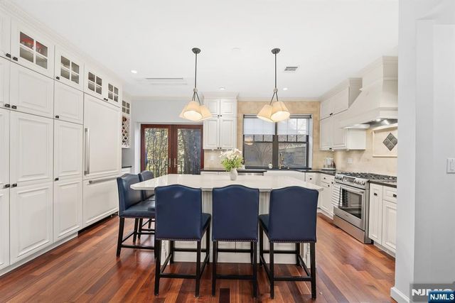 944 Bloomfield Street, Hoboken, NJ 07030