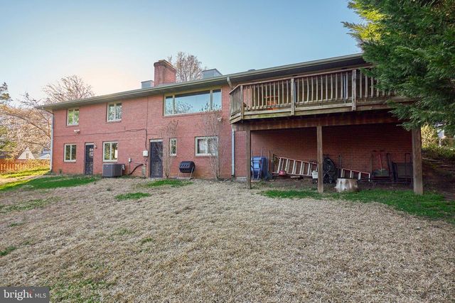 2509 QUINCY ST, Arlington, VA 22207