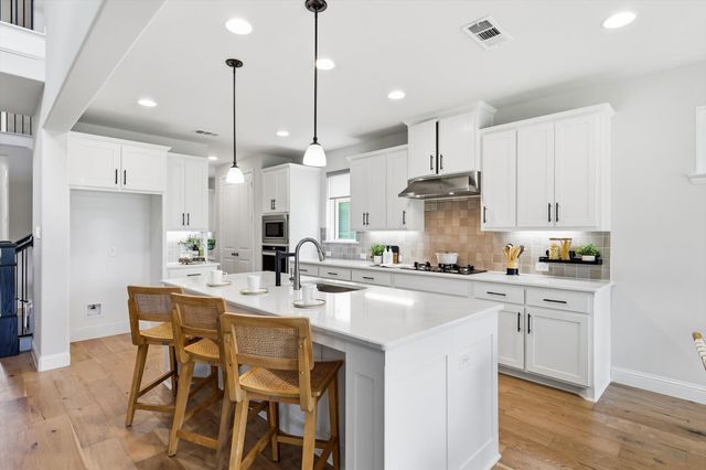 1717 Lady Bettye Drive, Carrollton, TX 75010