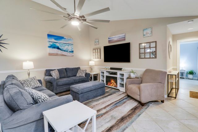 9229 Sun Terrace Circle A Circle, Palm Beach Gardens, FL 33403