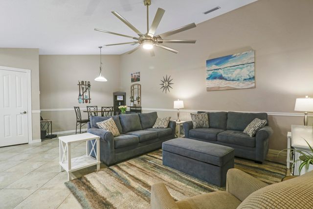 9229 Sun Terrace Circle A Circle, Palm Beach Gardens, FL 33403