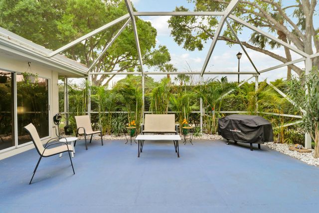 9229 Sun Terrace Circle A Circle, Palm Beach Gardens, FL 33403