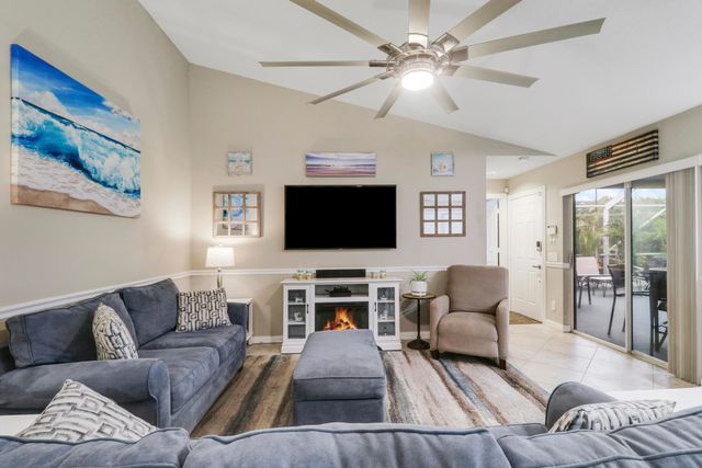 9229 Sun Terrace Circle A Circle, Palm Beach Gardens, FL 33403