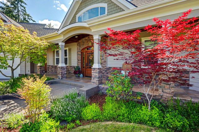 9220 Yank Gulch Road, Talent, OR 97540