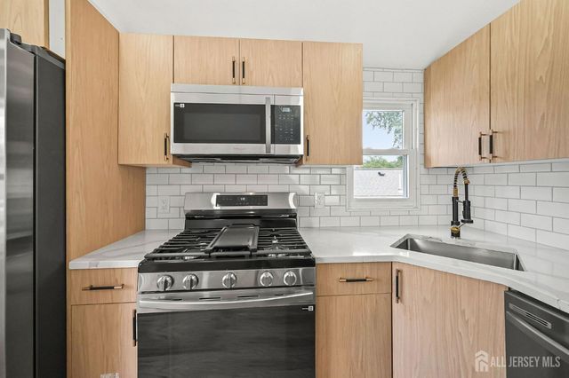 181 Hilltop Boulevard, Old Bridge, NJ 07735