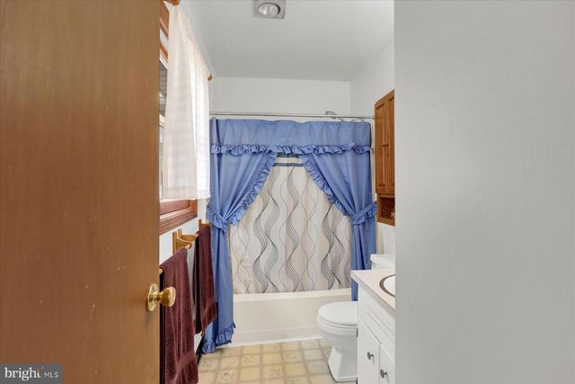61 SHERATON DRIVE, Carlisle, PA 17013