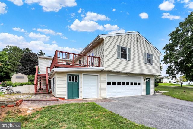 61 SHERATON DRIVE, Carlisle, PA 17013