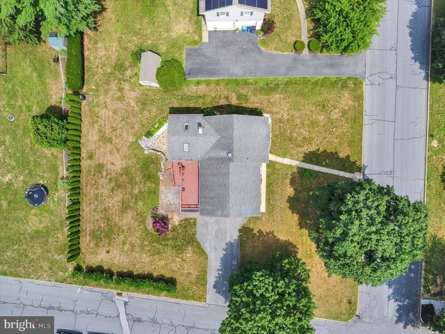 61 SHERATON DRIVE, Carlisle, PA 17013