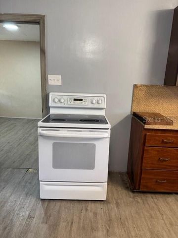 5841 SE BABB ROAD, Belleview, FL 34420