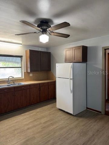 5841 SE BABB ROAD, Belleview, FL 34420