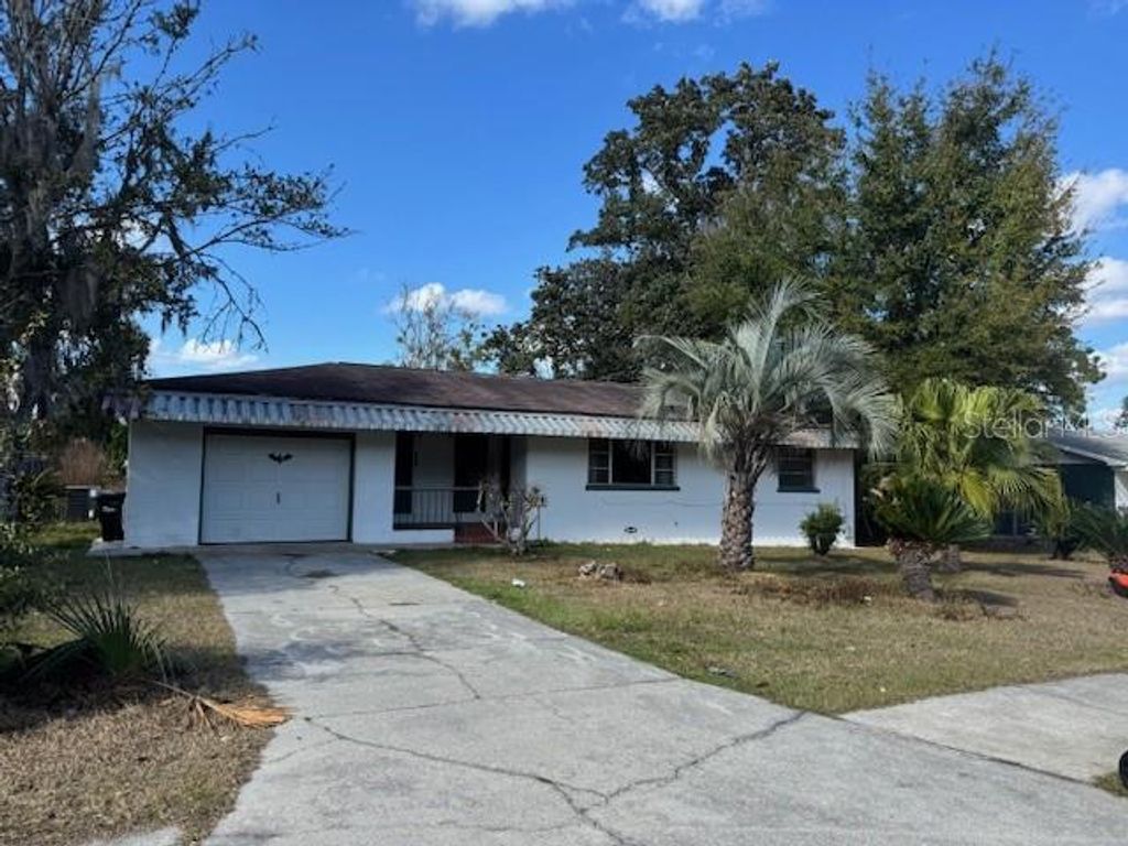 5841 SE BABB ROAD, Belleview, FL 34420