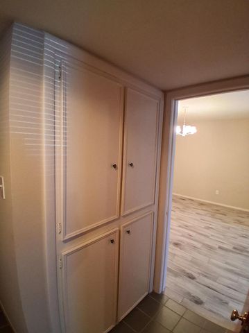 7205 Beechnut Street A, Houston, TX 77074