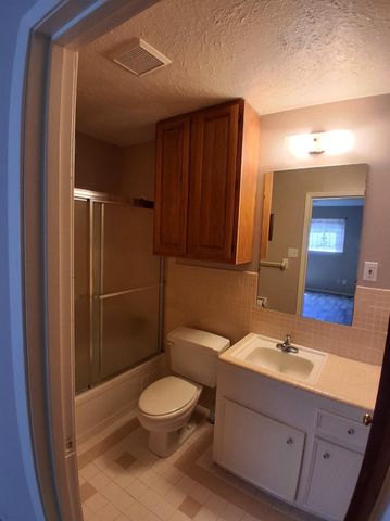 7205 Beechnut Street A, Houston, TX 77074
