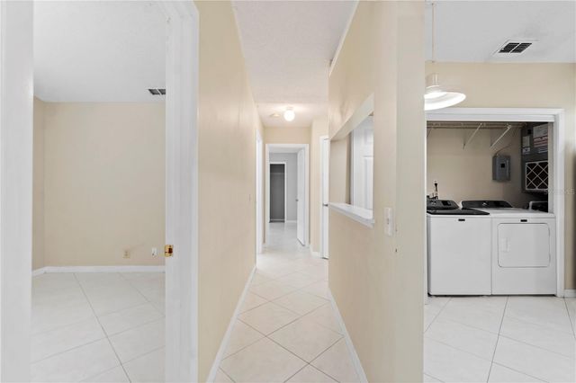 623 RED OAK CIRCLE 121, Altamonte Springs, FL 32701