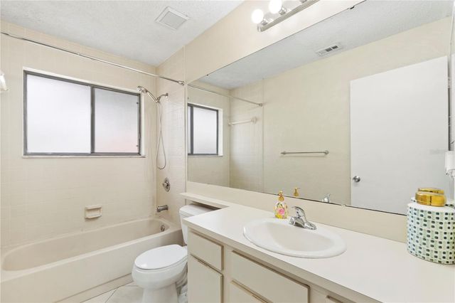 623 RED OAK CIRCLE 121, Altamonte Springs, FL 32701