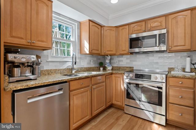 10267 GREEN HOLLY TER, Silver Spring, MD 20902