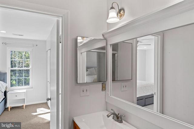 10267 GREEN HOLLY TER, Silver Spring, MD 20902