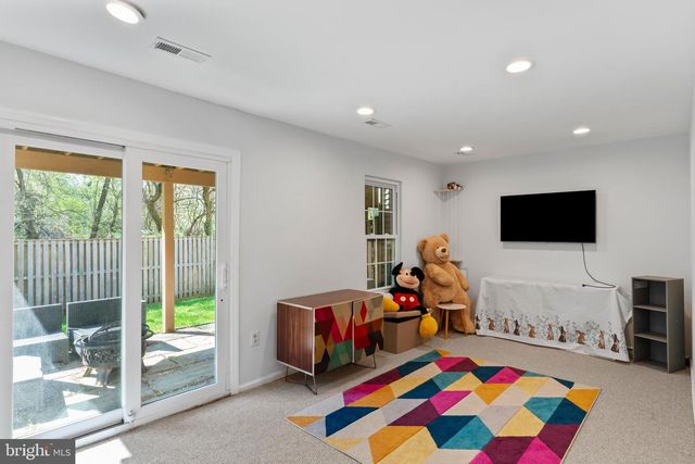 10267 GREEN HOLLY TER, Silver Spring, MD 20902