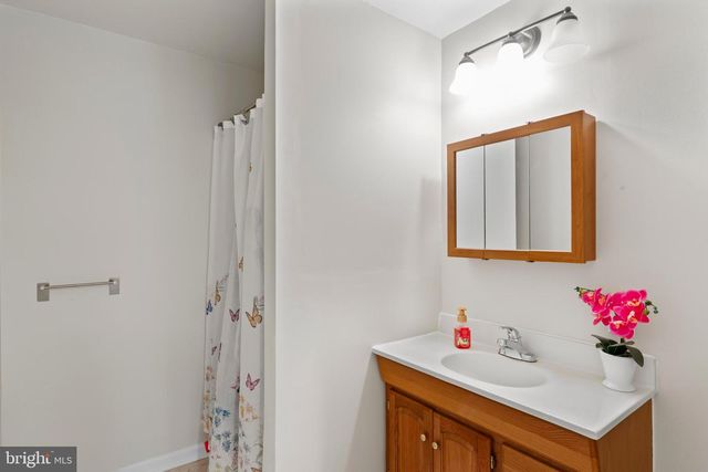 10267 GREEN HOLLY TER, Silver Spring, MD 20902