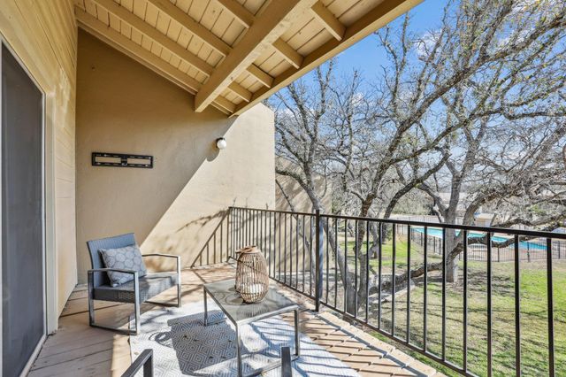 213 Lido ST N2, Lakeway, TX 78734