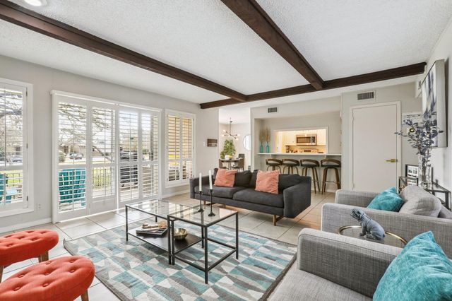 213 Lido ST N2, Lakeway, TX 78734