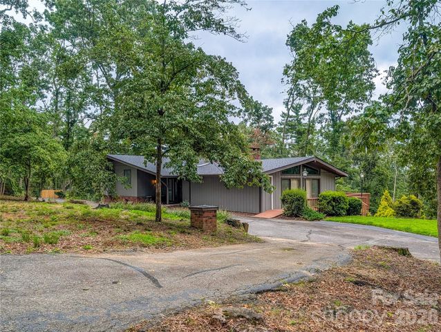 520 Washburn Road, Spruce Pine, NC 28777