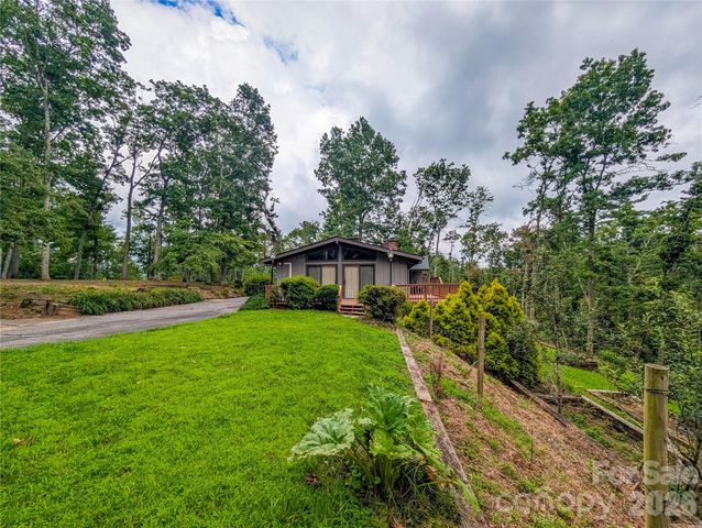 520 Washburn Road, Spruce Pine, NC 28777
