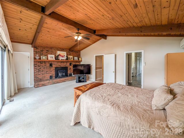 520 Washburn Road, Spruce Pine, NC 28777