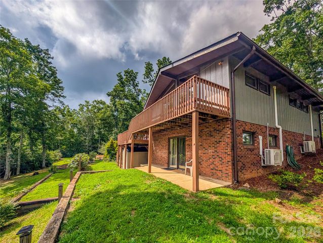 520 Washburn Road, Spruce Pine, NC 28777