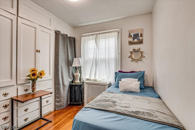 1072 Salem Ave, Hillside Twp., NJ 07205
