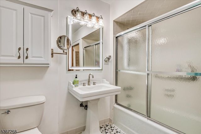 1072 Salem Ave, Hillside Twp., NJ 07205