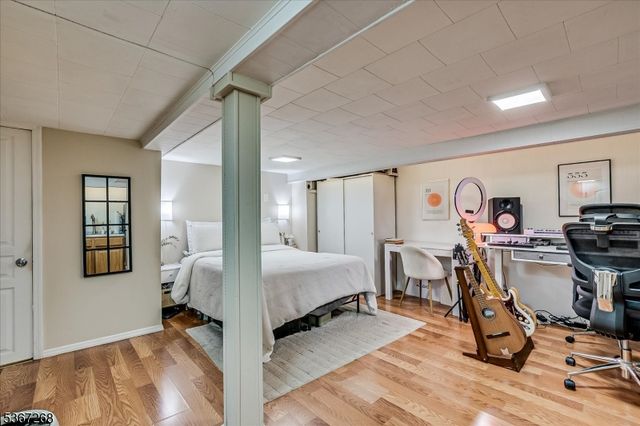 1072 Salem Ave, Hillside Twp., NJ 07205